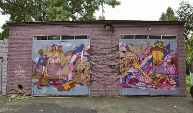 Стіну дитячої лікарні  Франківська прикрасили графіті (фото)