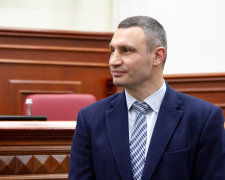 На річному звіті Кличко замовчав про відмиті мільйони на ліхтарях