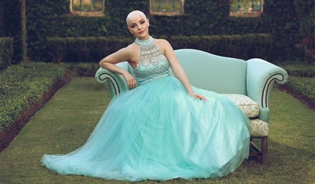 Хвора на рак дівчина вразила внутрішньою красою у розкішній фотосесії
