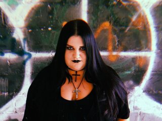 Alyona Alyona, instagram.com/alyona.alyona.official/
