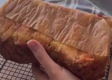 Листковий сирний хліб, кадр з відео