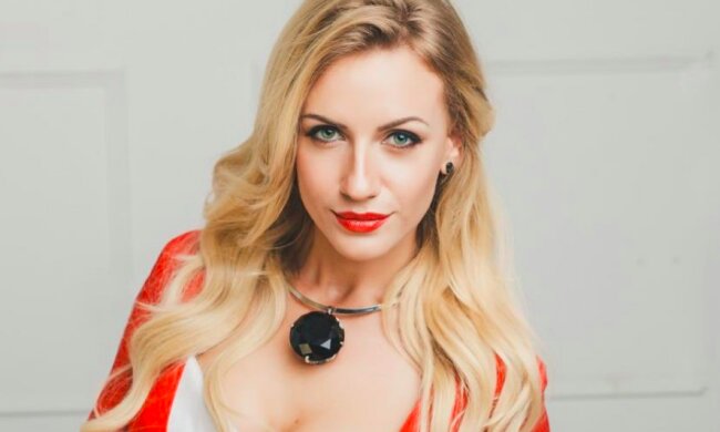 Никитюк увеличила грудь и губы, фанаты умоляют вернуть, как было: "Как НЛО"