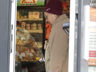 Пенсионерка. Фото: скрин youtube