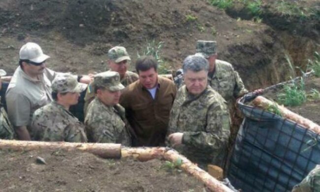 Порошенко оцінив обороноздатність Маріуполя