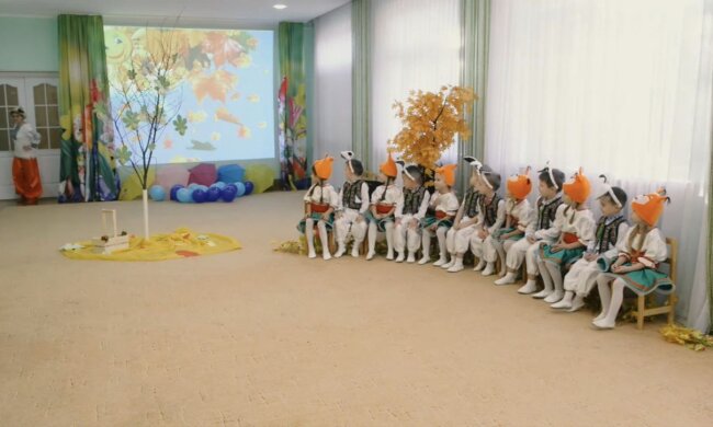 Свято осені у дитсадку: фото скрін Ютуб