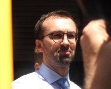 Блогер: З чим бореться нардеп Лещенко на своїх мітингах з проплаченими учасниками?