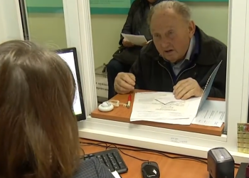 Пенсионер. Фото: скрин youtube