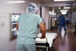 "Хочете жити – платіть": у Києві лікарі Інституту раку наживалися на онкохворих, копи розсекретили жорстоку схему