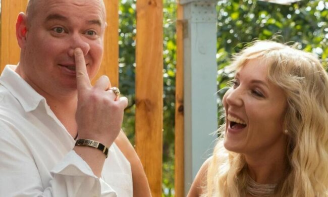 Євген Кошовий з дружиною, скріншот: Instagram