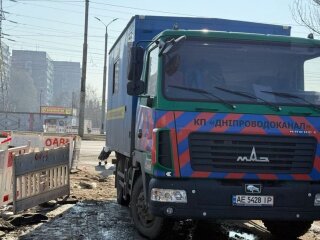 Коммунальная техника Днепроводоканала на левобережье Днепра