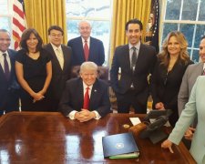 Трамп оточив себе білими чоловіками