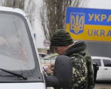 Іноземців змушують платити за безвізовий в'їзд в Україну