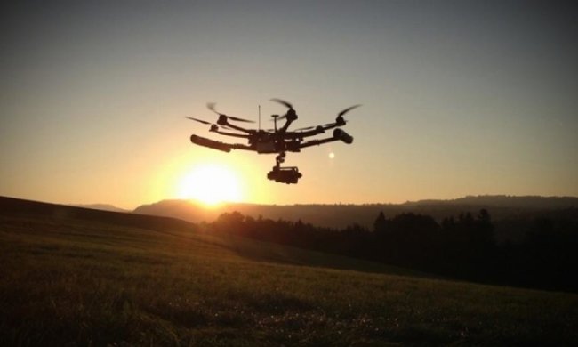 Китайці заборонили літати над Кримом