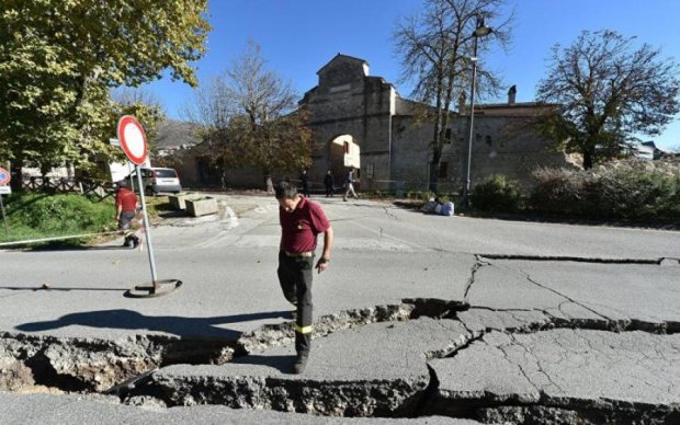 У мережі показали наслідки землетрусу на Львівщині