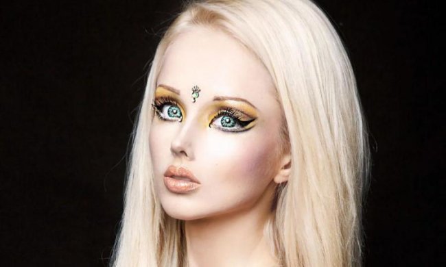 Одеська Барбі роздяглася, щоб показати щічки