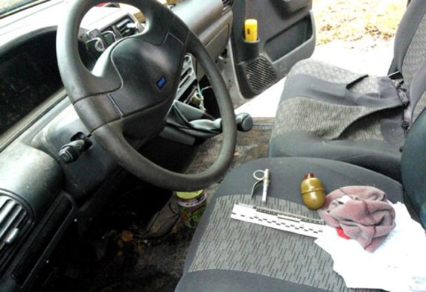 Мужчина на Полтавщине ездил на автомобиле с гранатой (фото)