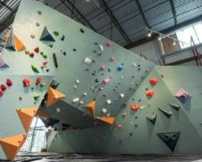 Найбільший в світі скалодром відкрився у Техасі