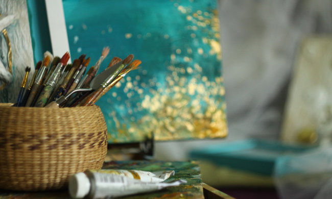 Психолог в свободное от работы время создает невероятные картины: у вас появился шанс оказаться в другой вселенной