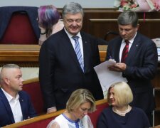 Лучшая подруга Порошенко засветилась в нежных объятиях Шуфрича, цинизм зашкаливает: "Плевок в лицо"