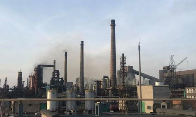 Обстріли терористів зупинили Авдіївський коксохімічний завод