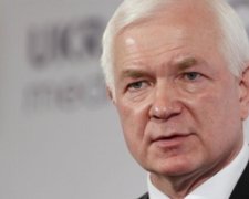 Порошенко здав Путіну Донбас