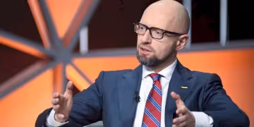 Пожар в одесском колледже показали с неожиданной стороны: при чем здесь Яценюк