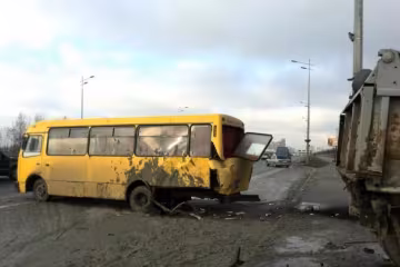 Маршрутка влаштувала місиво під Києвом: фото