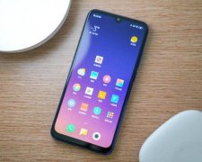 Xiaomi назвала цену флагмана Redmi 7