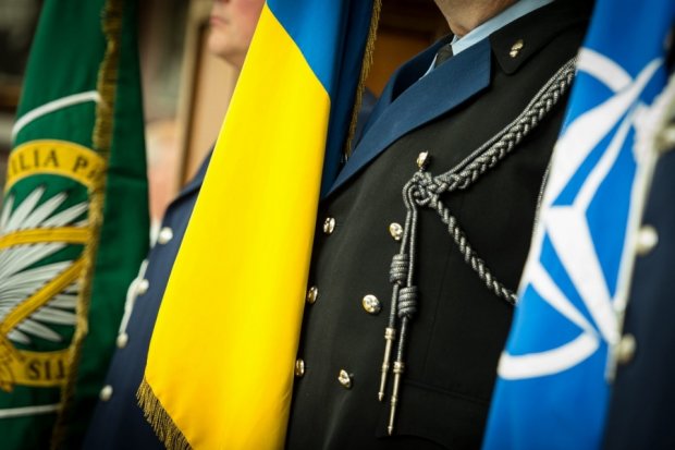 Кремль шантажирует НАТО из-за переговоров с Украиной 