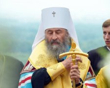 Попи УПЦ МП готують масове повстання: подробиці