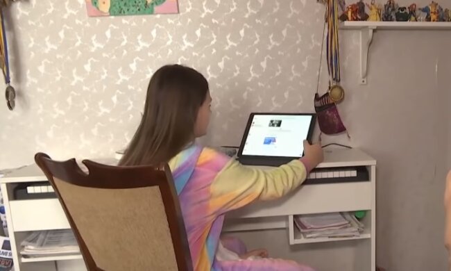 Украинскую маму заставили забрать ребенка из школы: "Нет сил бороться, не докажешь"