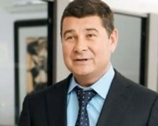 Онищенко втік із країни напередодні голосування в Раді