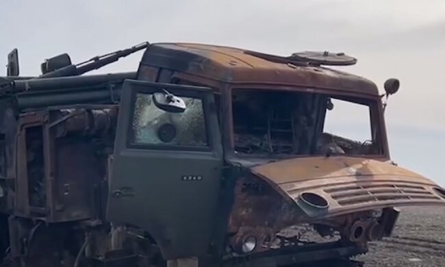 На Миколаєві сміливий 78-літній українець підпалив ворожий "Град" бандеро-смузі: "Не хотіли нікуди брати"