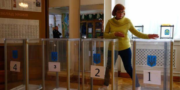 Результаты второго тура выборов: как разделились мнения украинцев в регионах