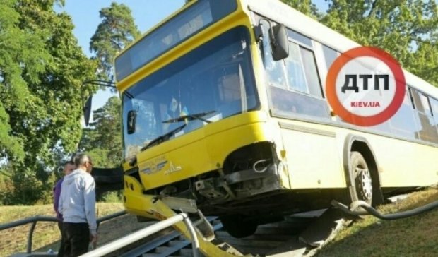 З'ясувалися подробиці страшного ДТП з автобусом у Києві