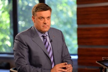 Частый гость 112 канала Тягнибок переобулся на лету