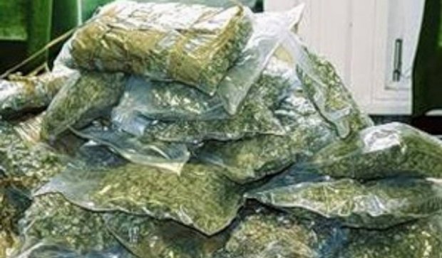 У крестьянина дома нашли наркотики на 200 тыс. грн 