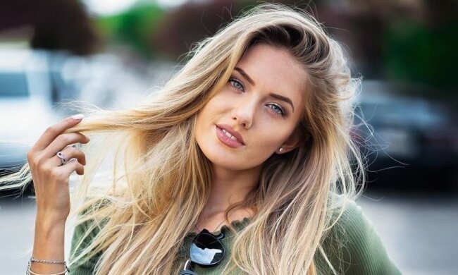 Аліса Шмідт, Instagram