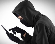 Телефонні шахраї тероризують українців: як не попастися