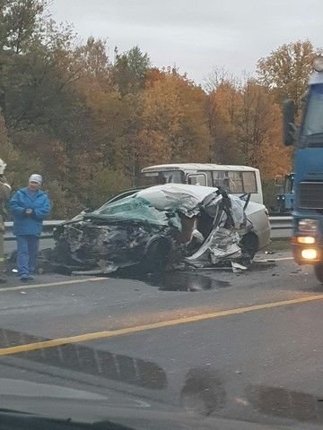 Смертельна ДТП з машиною Ані Лорак: у мережі з’явилися фото з місця аварії