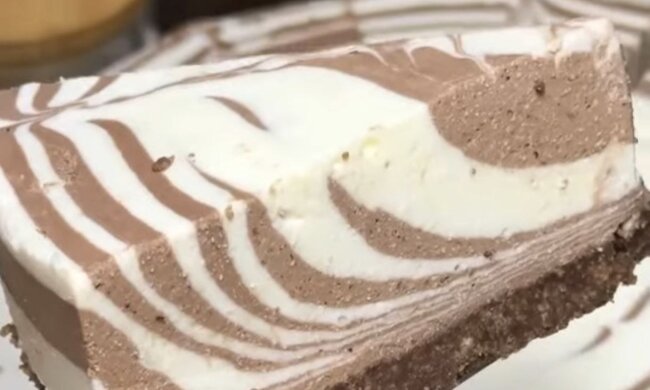 Торт "Зебра" без випічки:  яскравий та смачний десерт, який прикрасить будь-яке свято, рецепт