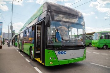 тролейбус, Харків, фото: Геннадій Кернес