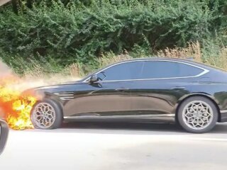 2021 Genesis G80