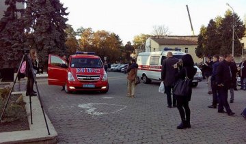 Горсовет Ужгорода эвакуировали из-за минирования (фото)