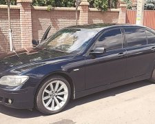 Депутат від Порошенко не зміг оплатити кредит за власний BMW