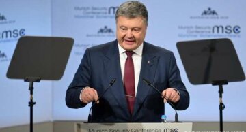 Порошенко испугался плана Путина и попросил защиты у Зеленского