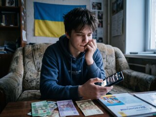 підліток смартфон соцмережі тривога