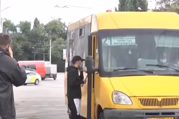 Маршрутка. Фото: скрін youtube
