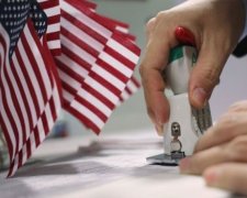 На американській митниці перевірятимуть профілі у соцмережах