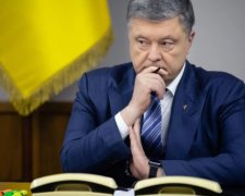 Порошенко прийшов на допит в ДБР: подробиці